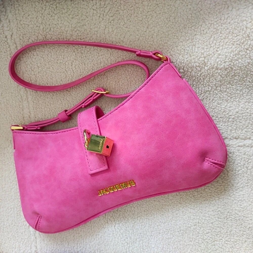 Jacquemus Pink Shoulder Bag - Vibrant Bubblegum Pink Shoulder Purse - Picture 1 of 4